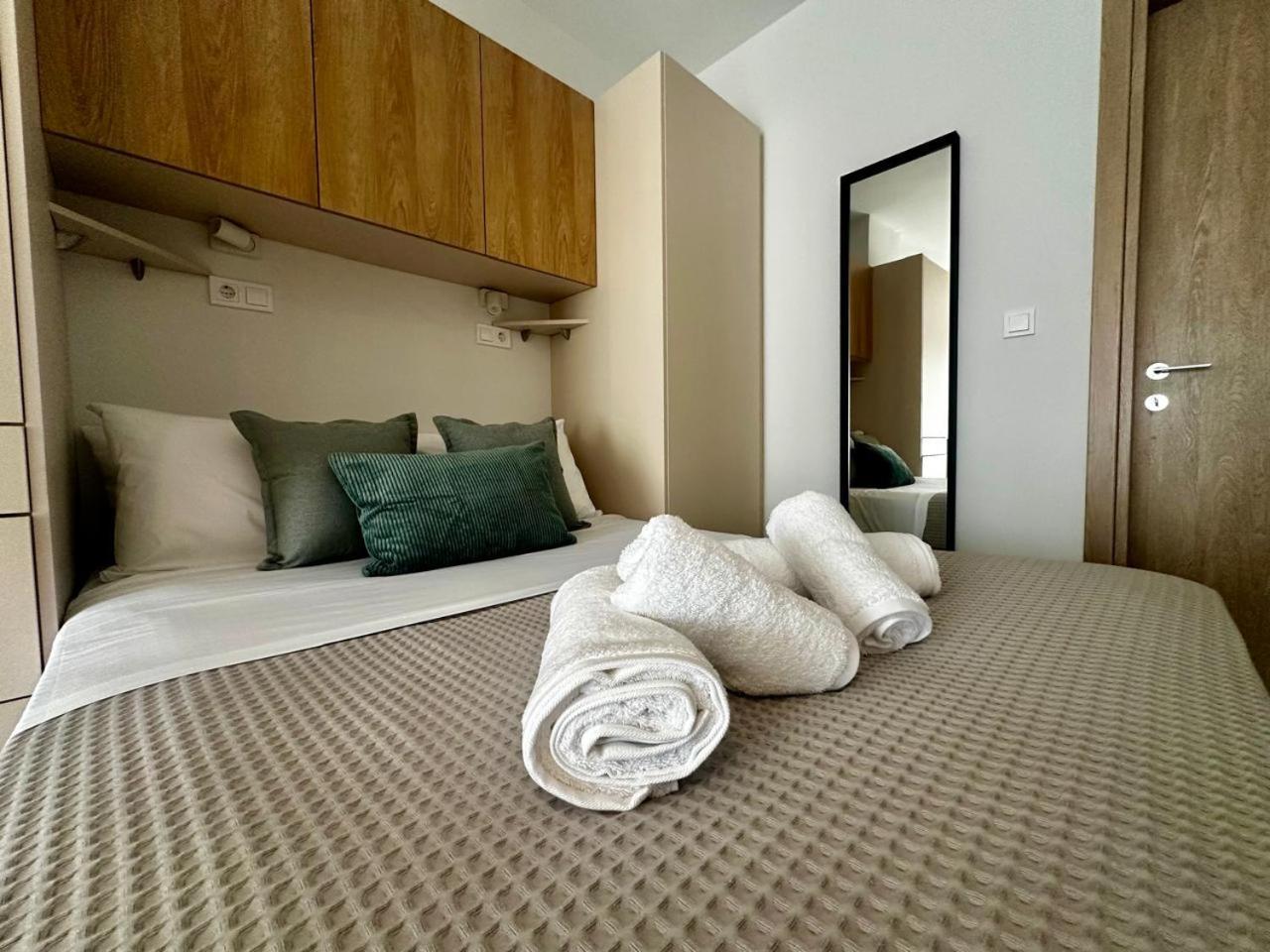 Alki-House Aparthotel Athena Bagian luar foto