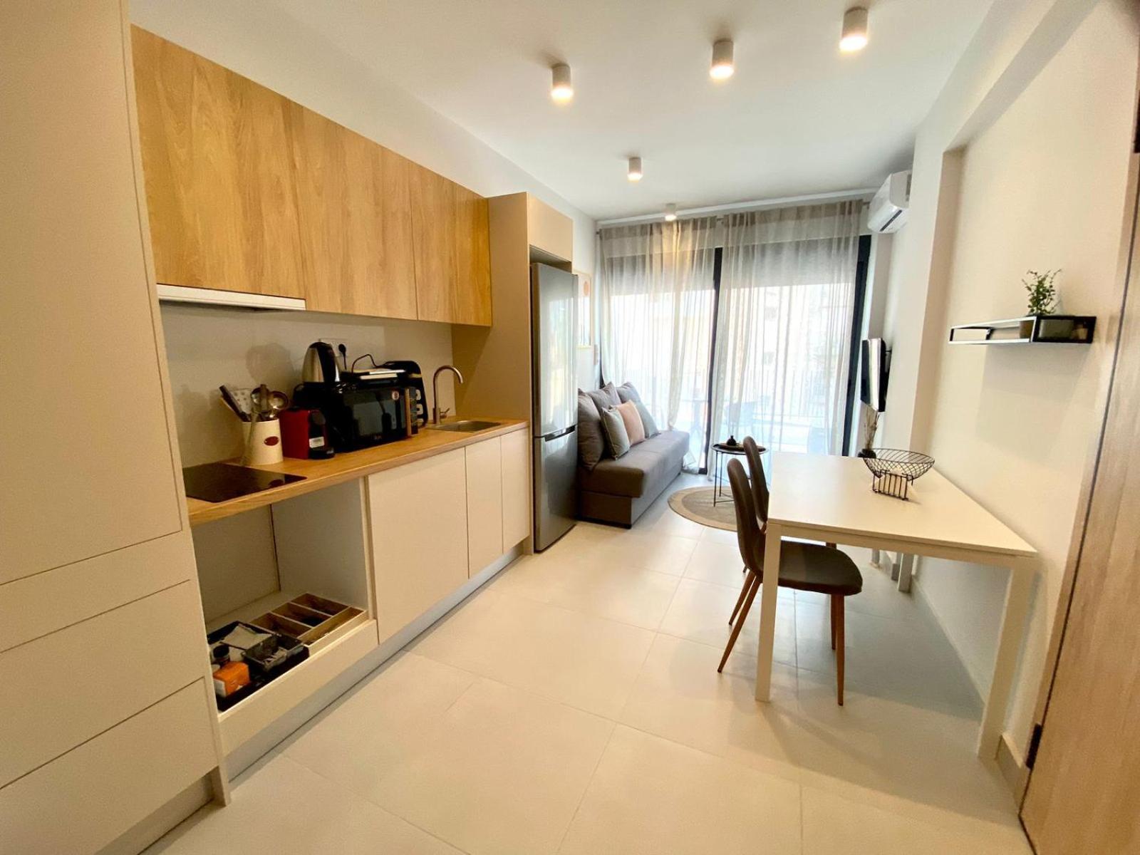 Alki-House Aparthotel Athena Bagian luar foto