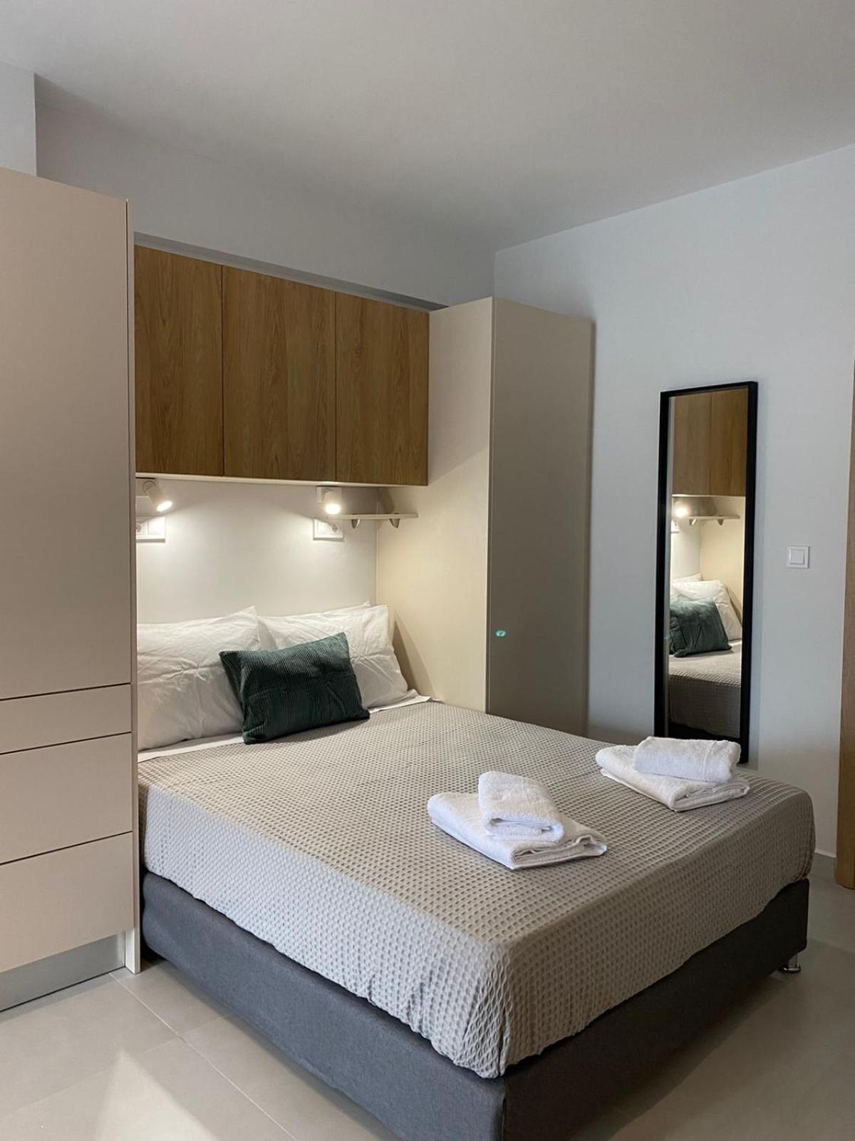 Alki-House Aparthotel Athena Bagian luar foto